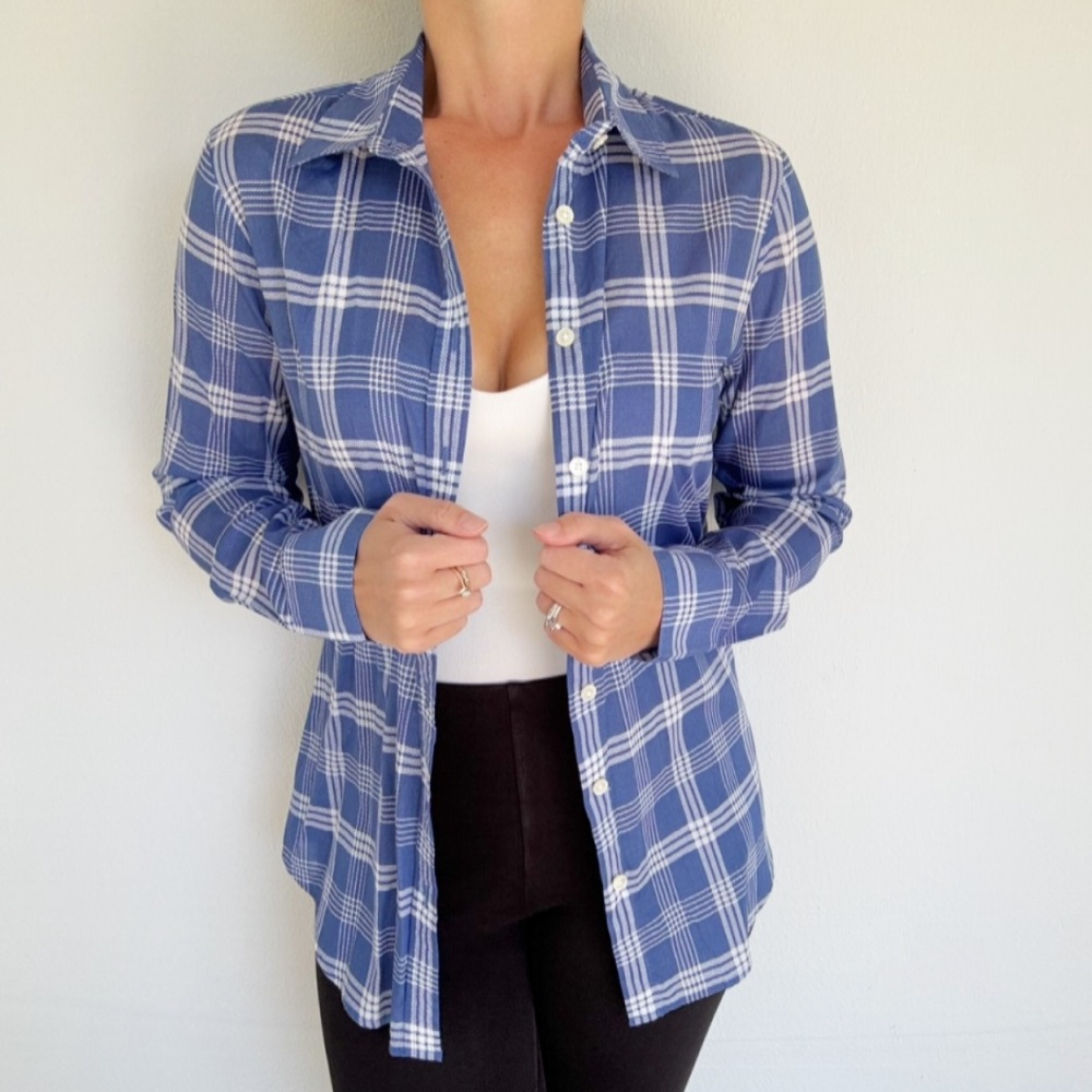 Banana Republic blue plaid soft wash collared button down dress shirt size small